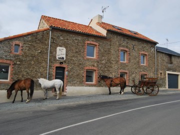 © Gîte Relais des deux Croix