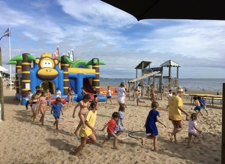 CLUB DE PLAGE LE GULF STREAM: Autour de l'eau France, Pays de la Loire