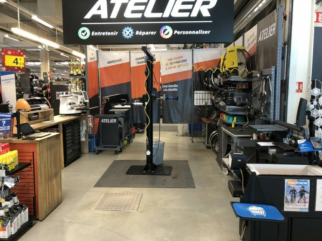 DECATHLON CYCLE ATELIER Autour du v lo France Pays de la Loire