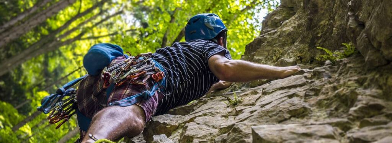 ESCALADE : LE PUITS DE LA ROCHE