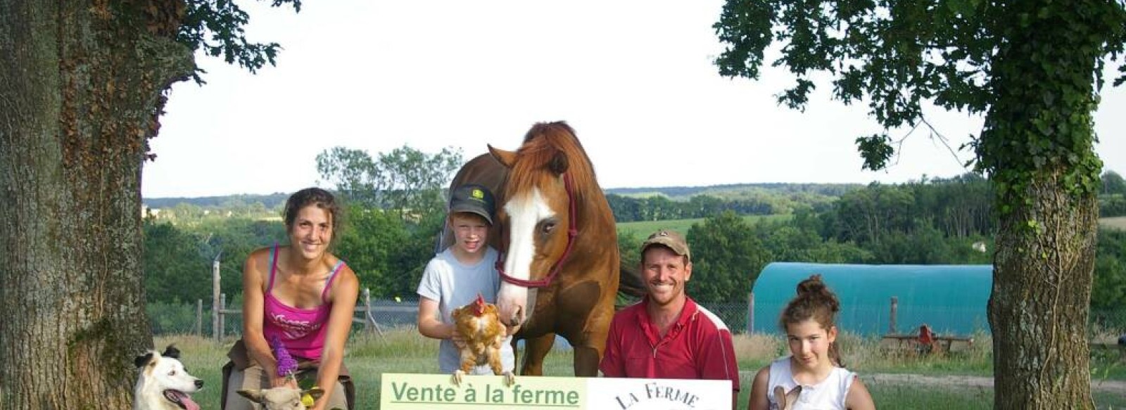 LA FERME DES 100 POULES ET ...