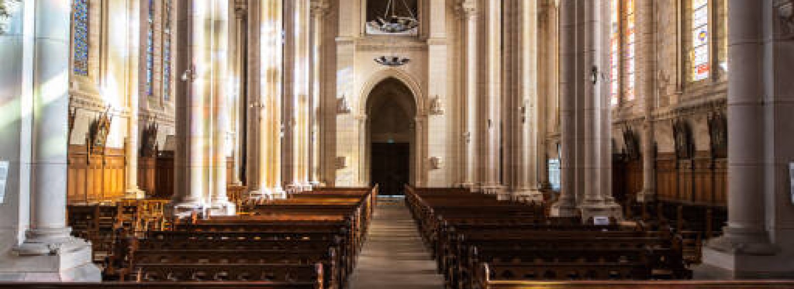 Visite de l'eglise de Sainte-Pazanne