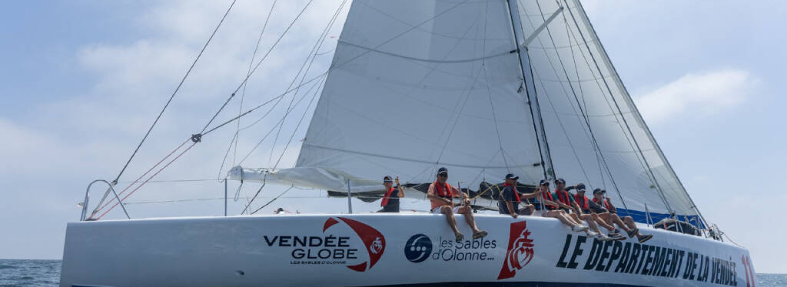 JOURNEES EUROPEENNES DU PATRIMOINE - VISITE GUIDEE A QUAI DE L'IMOCA T ONE ONE