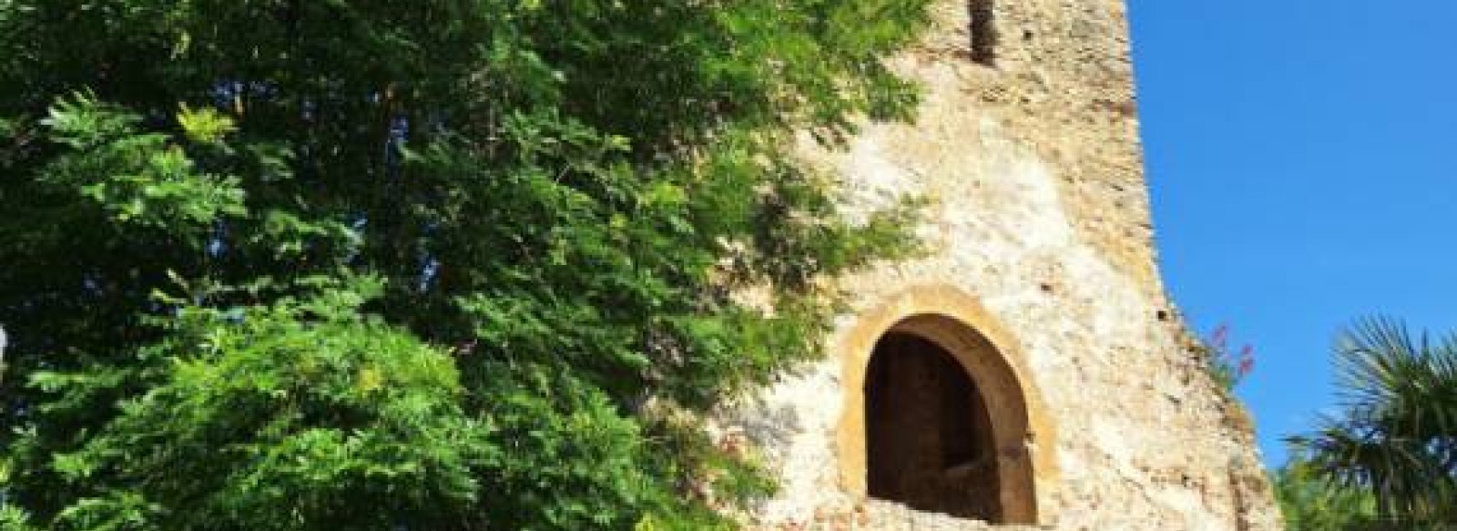 Journees Europeennes du Patrimoine - Eglise et tour romane a la Cropte