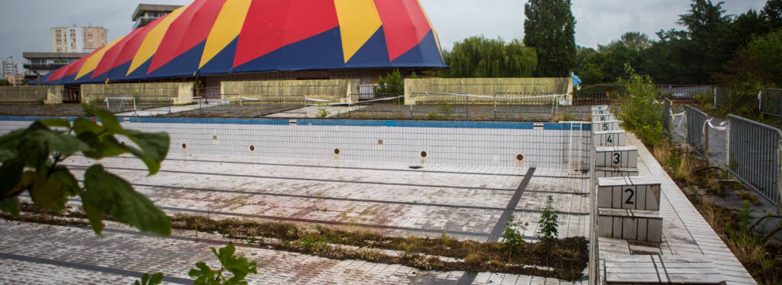 Visite guidee | De la piscine au Chapiteau