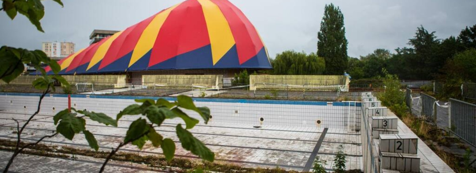 De la piscine au Chapiteau, histoire d'une reconversion