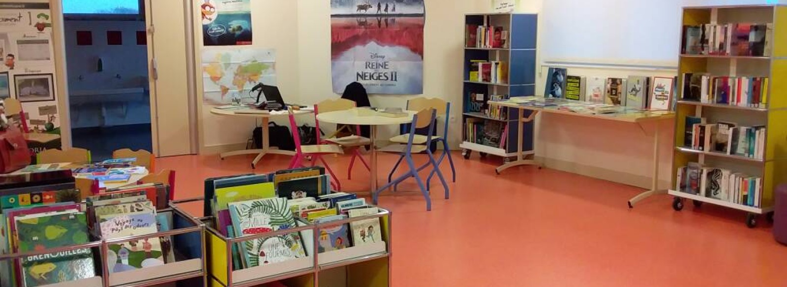 Bibliotheque ephemere a Moreilles