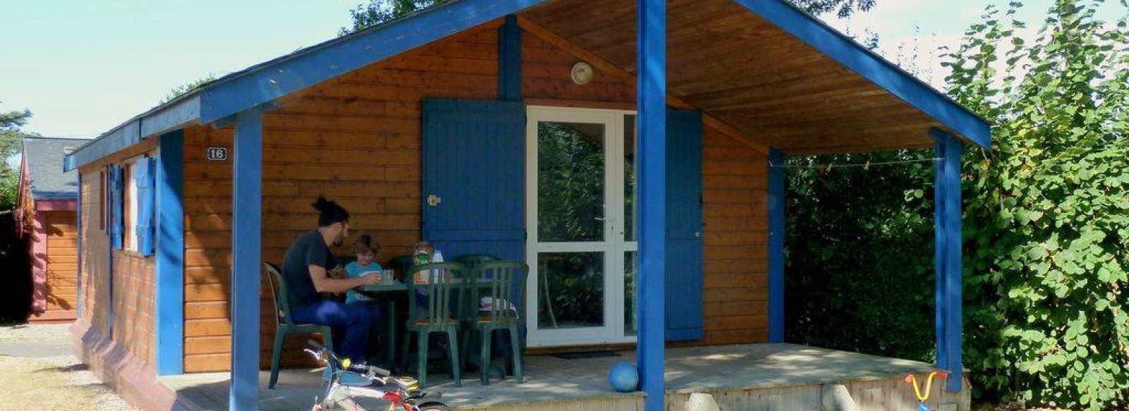 CHALETS DU CAMPING DU MURIER- CRAON