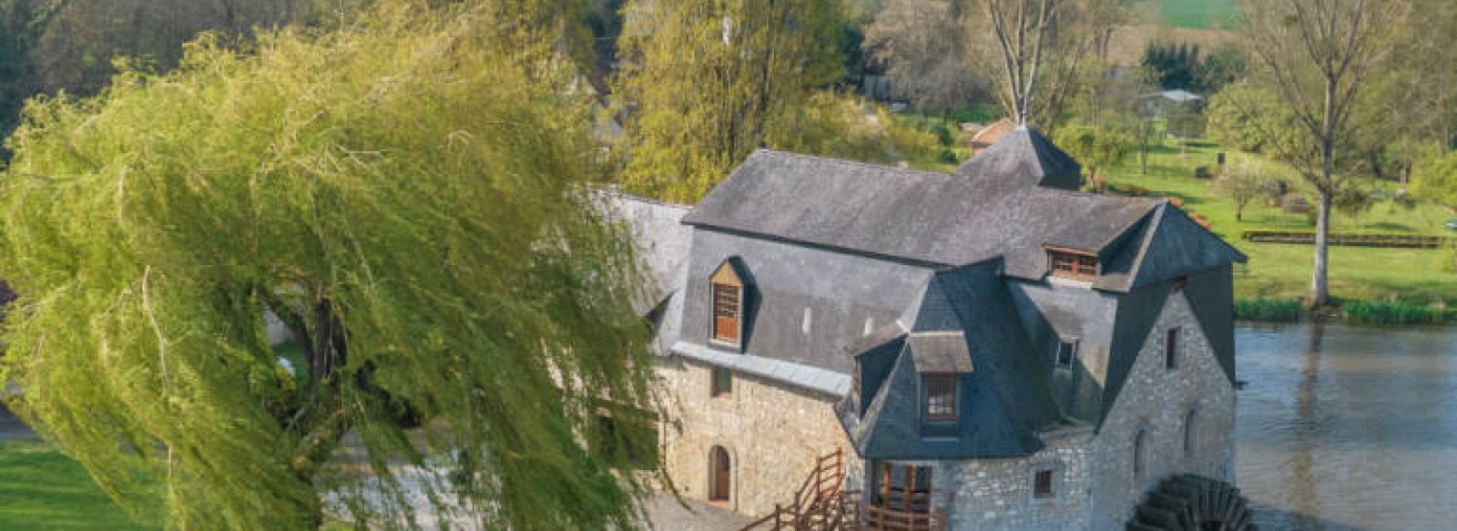 Le Moulin d'Ignieres, demeure de Marcel Pagnol