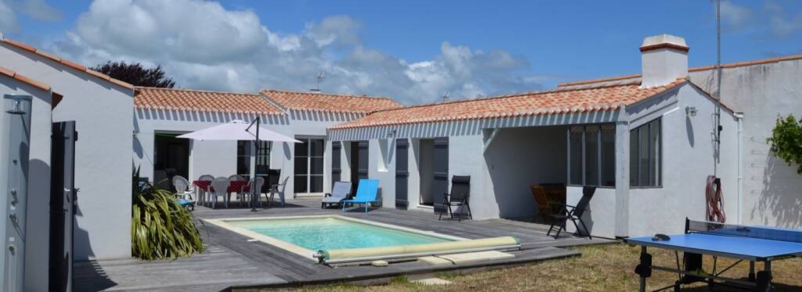 Maison de vacances avec piscine pour 8 personnes a Barbatre sur Noirmoutier