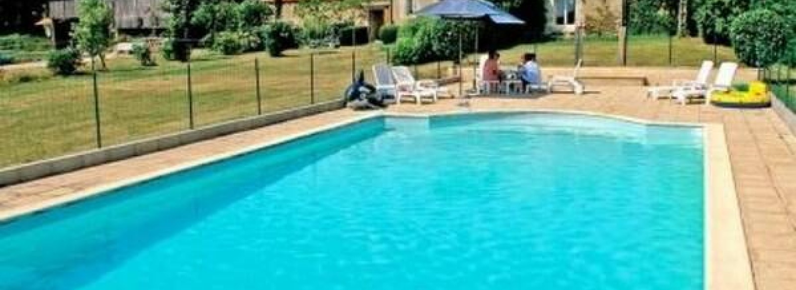 La Petite Loge pour 8 personnes avec piscine privee dans le sud Vendee