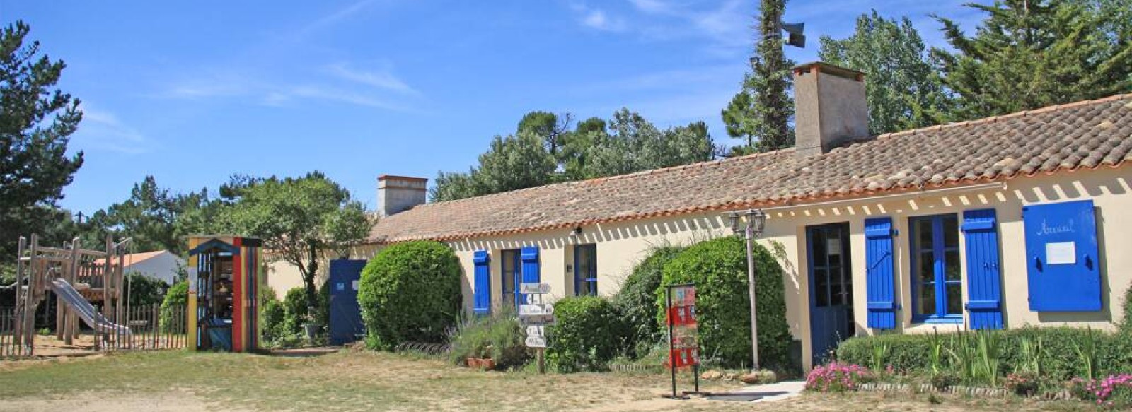 CAMPING LES PINEDES DE LA CAILLAUDERIE