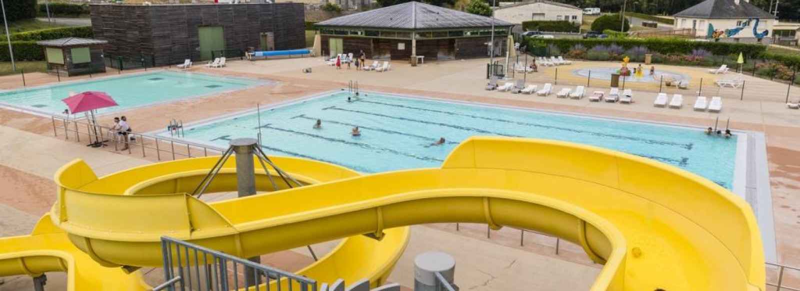 PISCINE DE BAUGE EN ANJOU