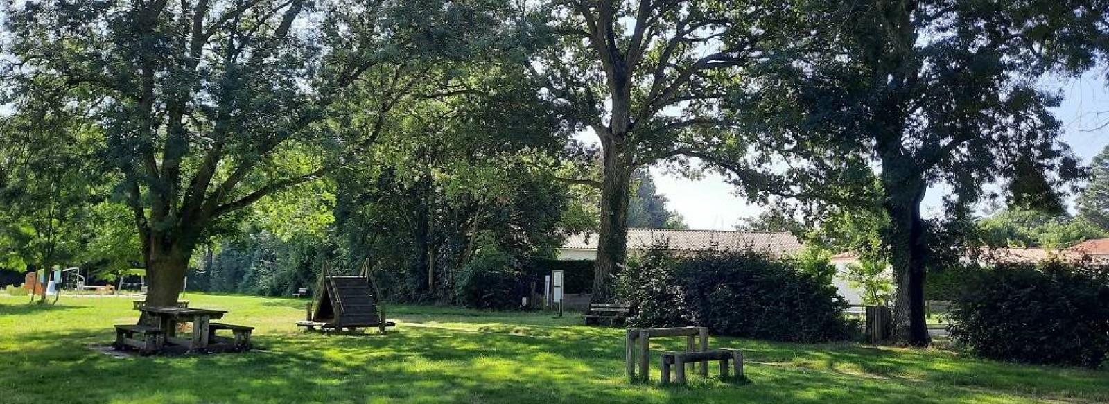 Aire de pique-nique de Plaisance a Valanjou